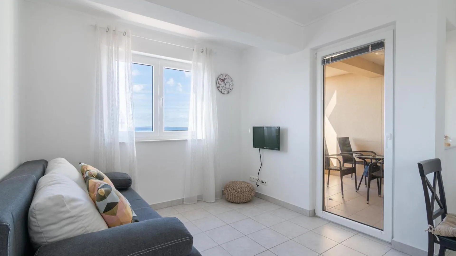 Apartments With A Parking Space Mandre, Pag - 18748 Kolan Croatia