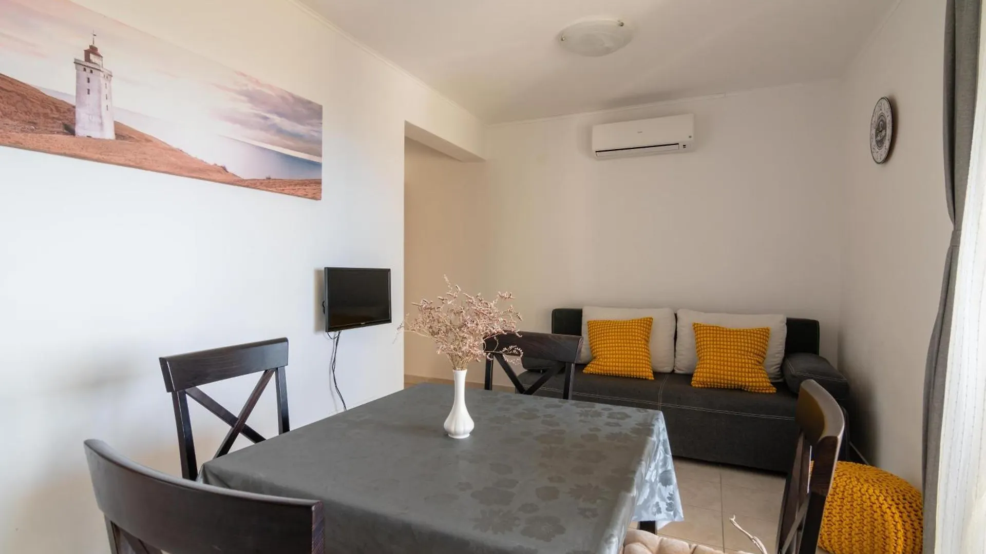 Apartments With A Parking Space Mandre, Pag - 18748 Kolan Croatia