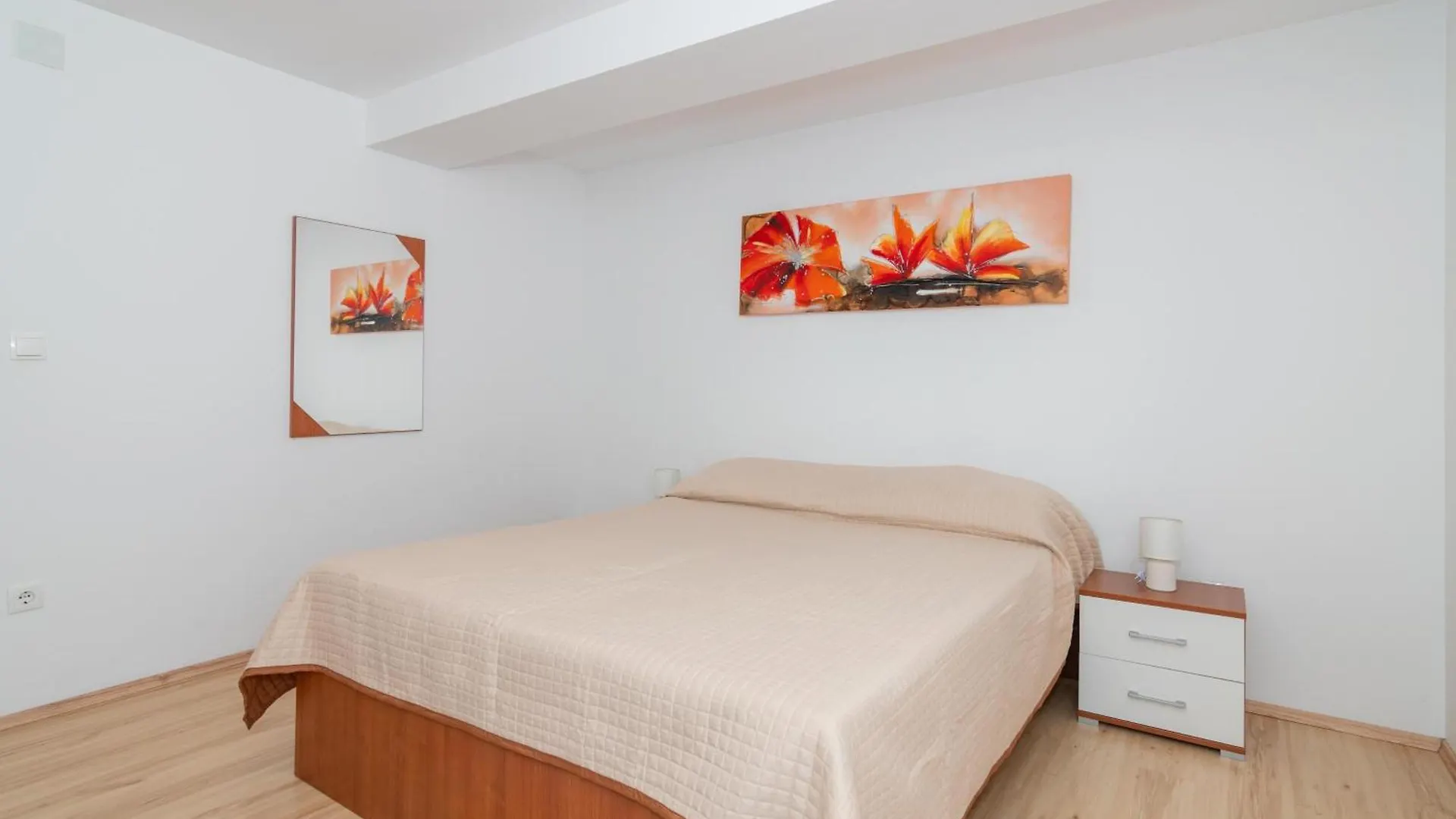 Apartments With A Parking Space Mandre, Pag - 18748 Kolan Croatia