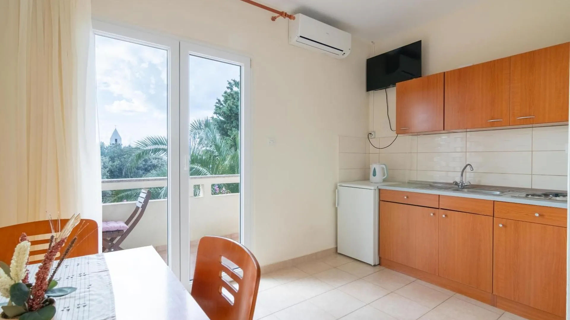 Apartments With A Parking Space Mandre, Pag - 18748 Kolan