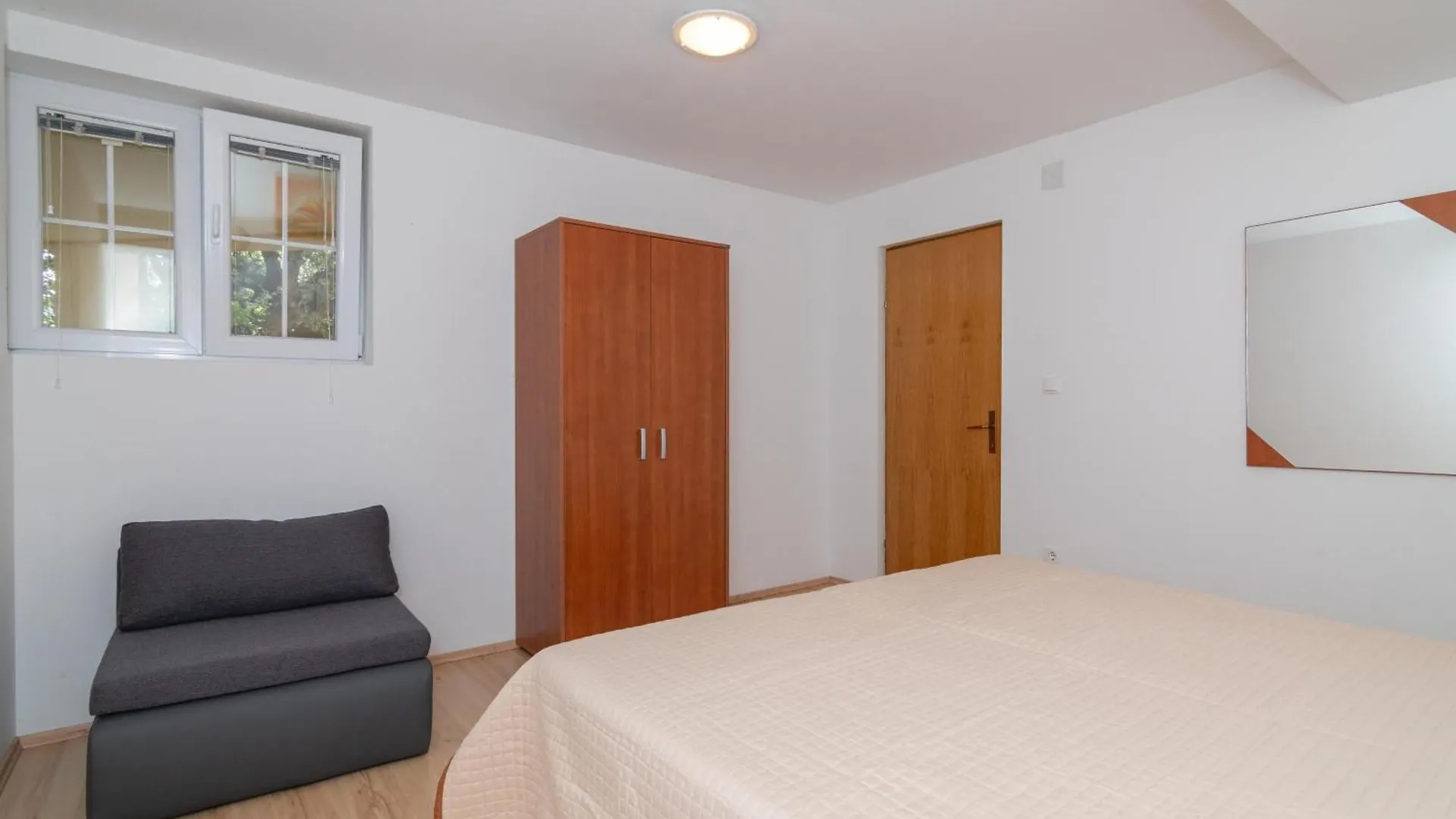 Apartments With A Parking Space Mandre, Pag - 18748 Kolan