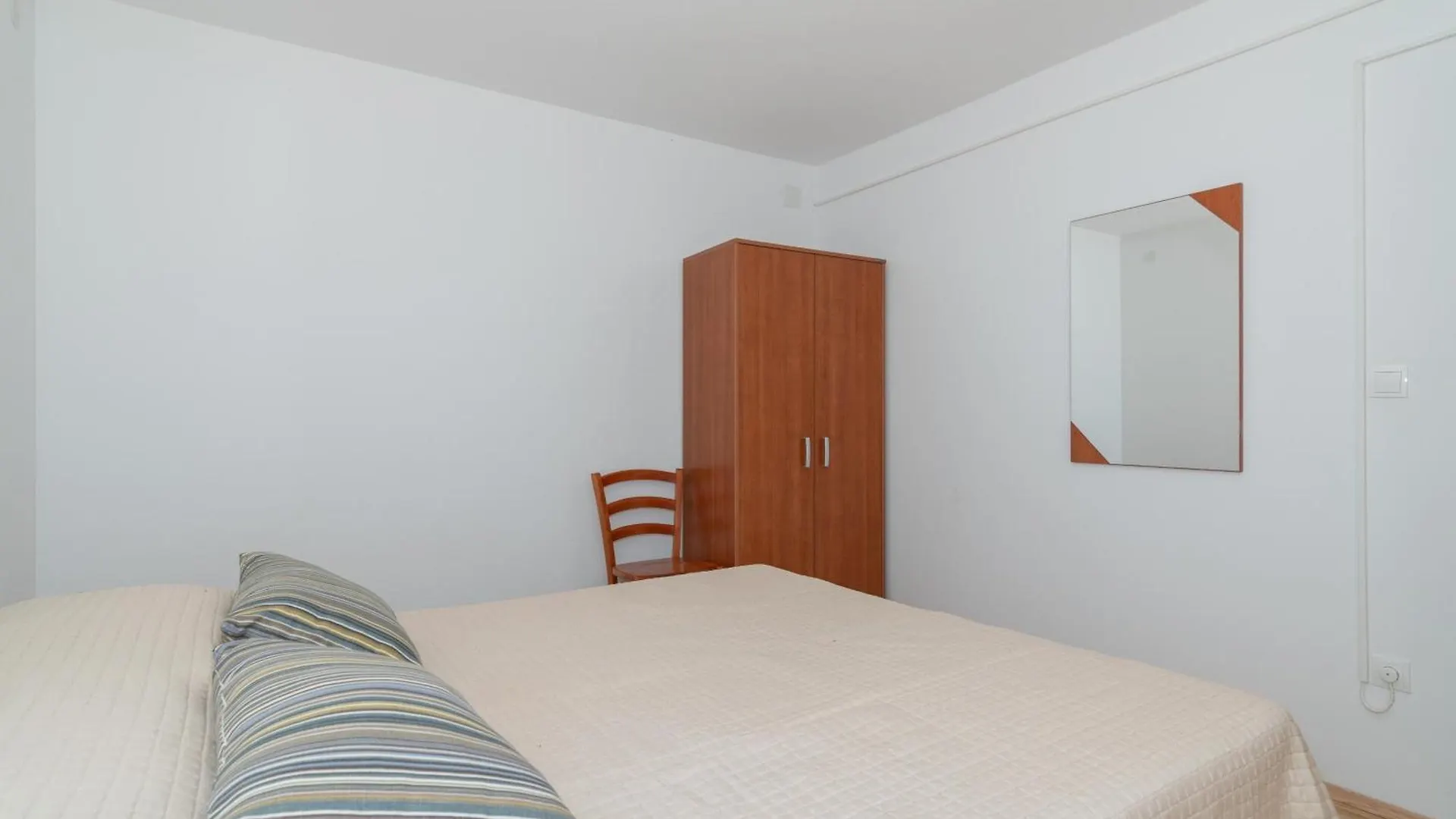 Apartments With A Parking Space Mandre, Pag - 18748 Kolan