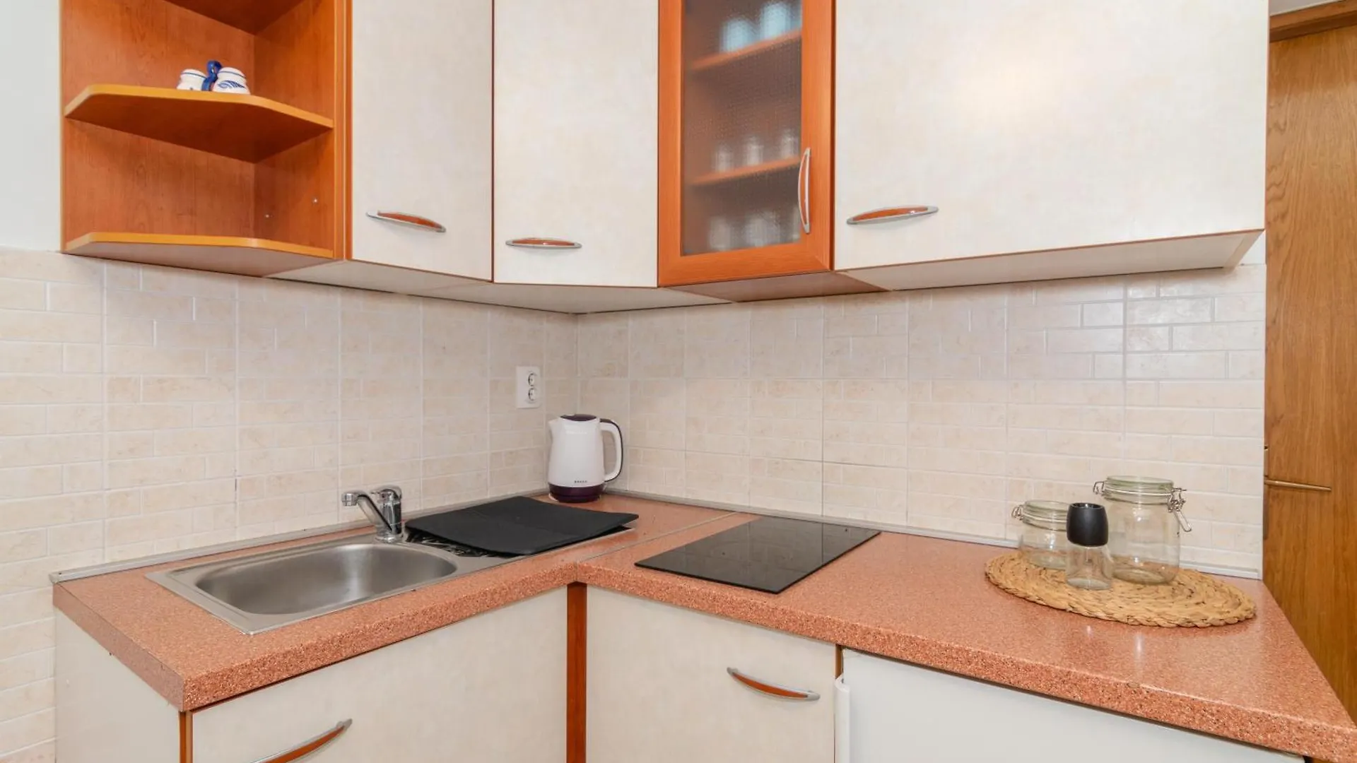 Apartments With A Parking Space Mandre, Pag - 18748 Kolan